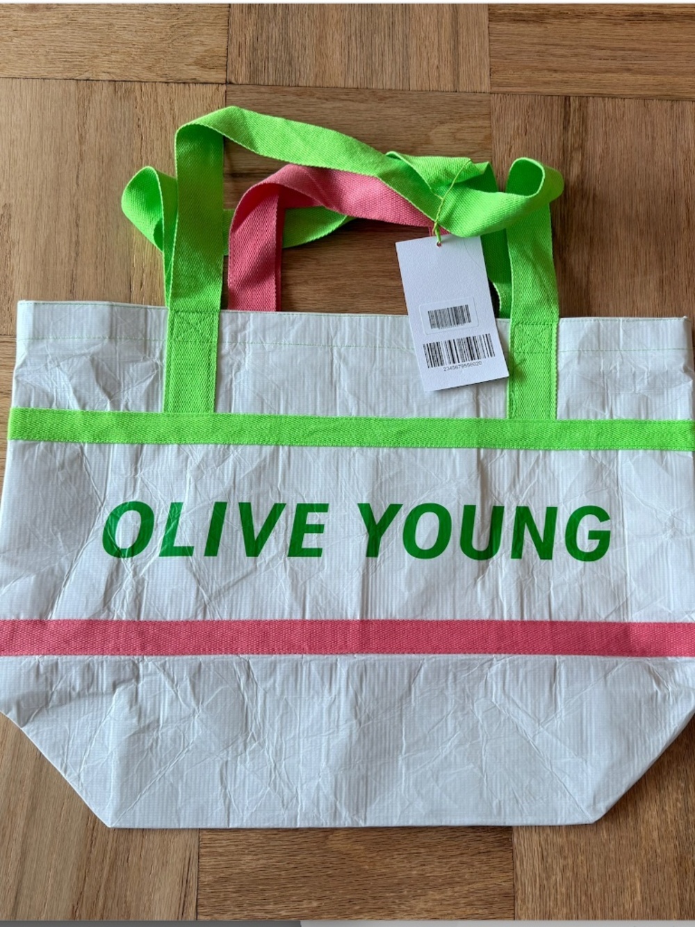 NEW WITH TAG OLIVE YOUNG tote bag x 2 bags